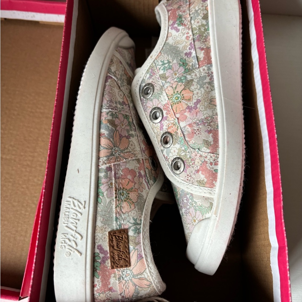 Blowfish Pastel Floral Girl’s Canvas Shoes